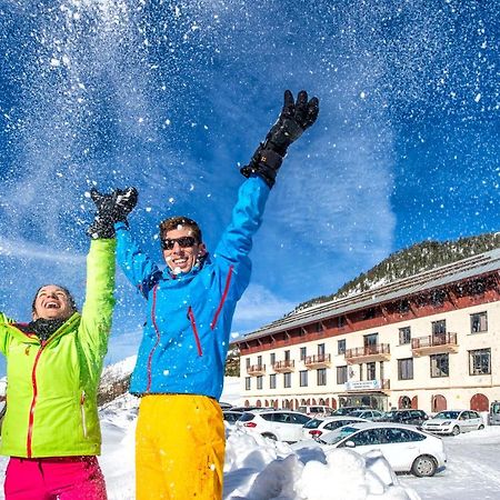 Vtf Le Grand Hotel Montgenèvre Zewnętrze zdjęcie